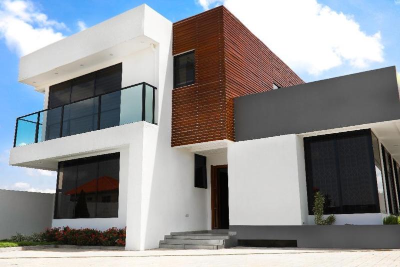 Buying a House vs. Building One
